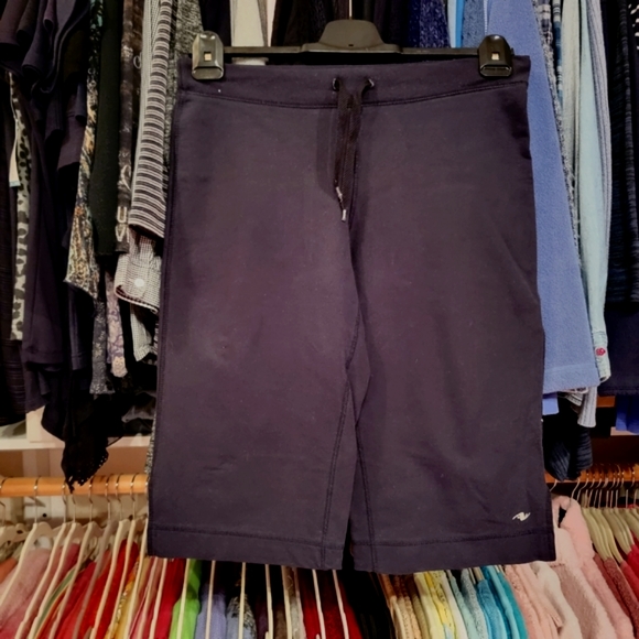 ATHLETIC WORKS ♡ 4pc Black Coral 'n White Bundle Athleisure Burmuda Shorts M - Picture 8 of 15